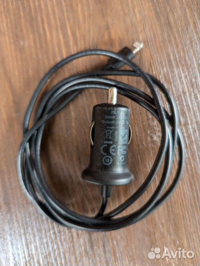 Автомобильная зарядка Belkin Lightning для iPhone