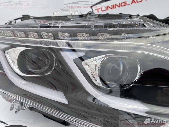 Фары Toyota Camry стиль Mercedes M5485