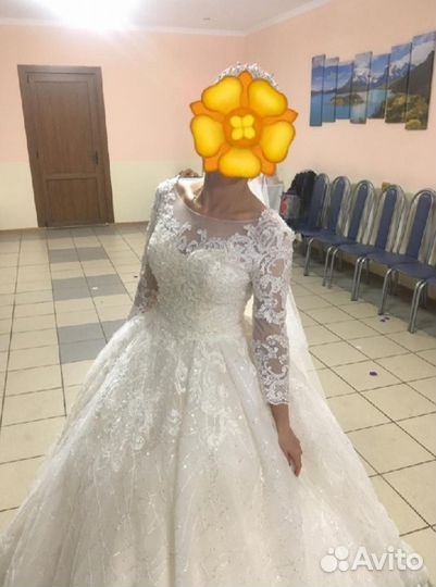 Свадебное платье