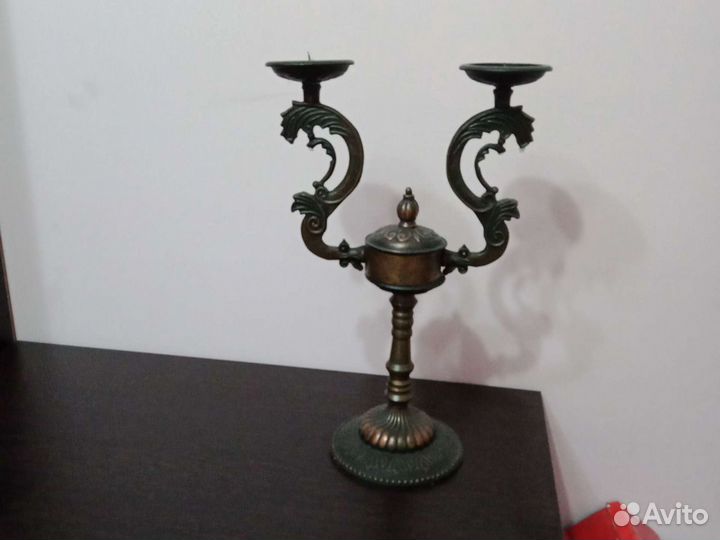 Подсвечники и канделябры