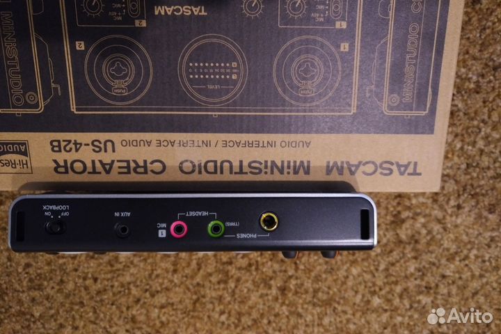 Аудиоинтерфейс Tascam US-42B MiNiStudio Creator