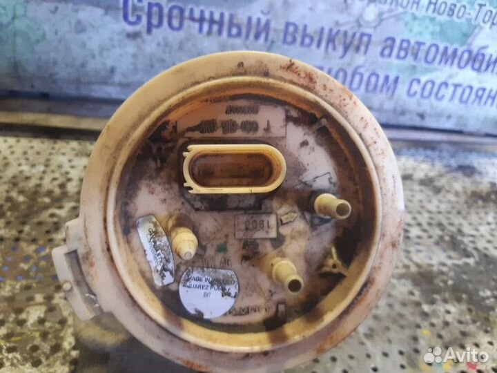 Насос топливный Volkswagen Golf