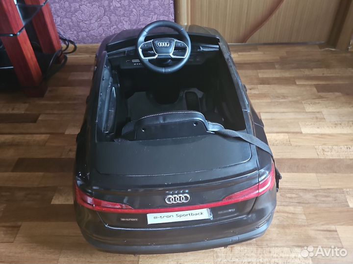 Детский электромобиль