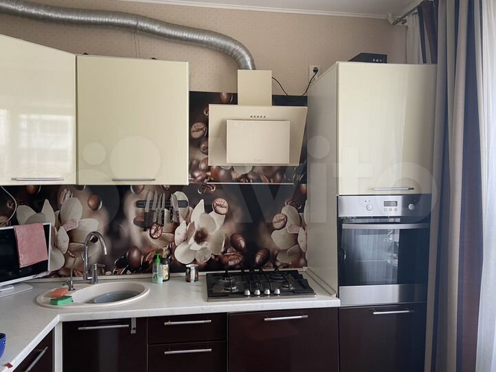 4-к. квартира, 92,2 м², 7/10 эт.