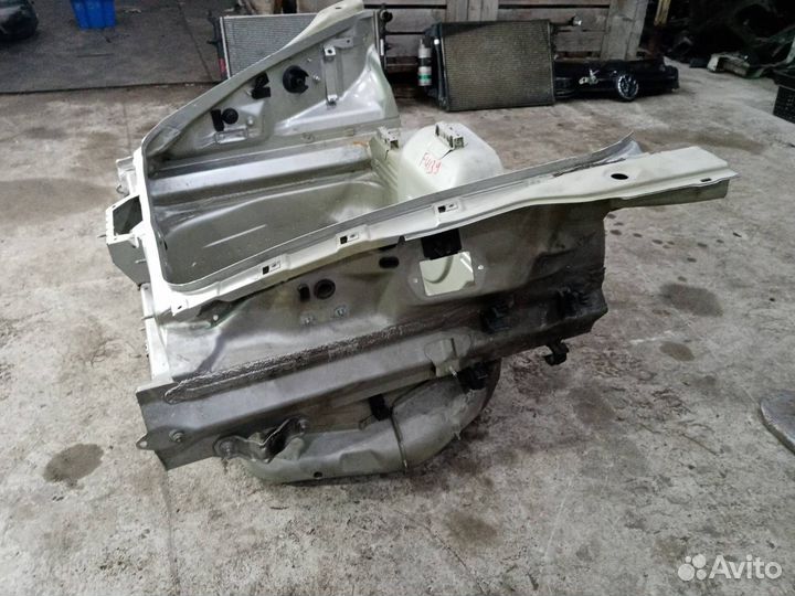 Рамка радиатора Porsche Boxster 986 M9623 (2.7)