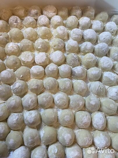 Пельмени, вареники, манты,голубцы домашние.салаты