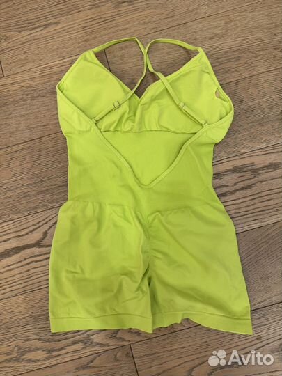 Комбинезон спортивный салатовый