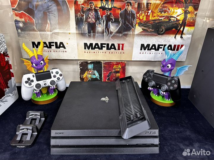 Sony playstation 4 pro 10.71 + 12 игр