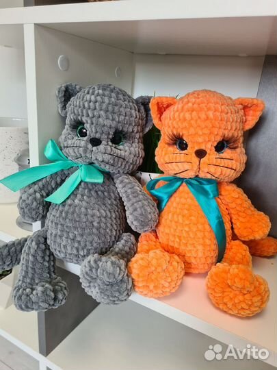 Вязаные игрушки ручной работы котенок