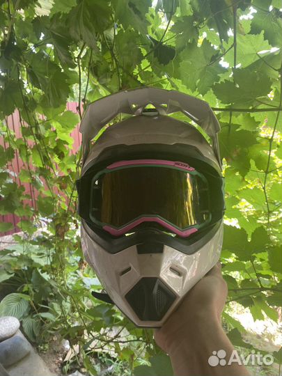 Кроссовый шлем Hizer