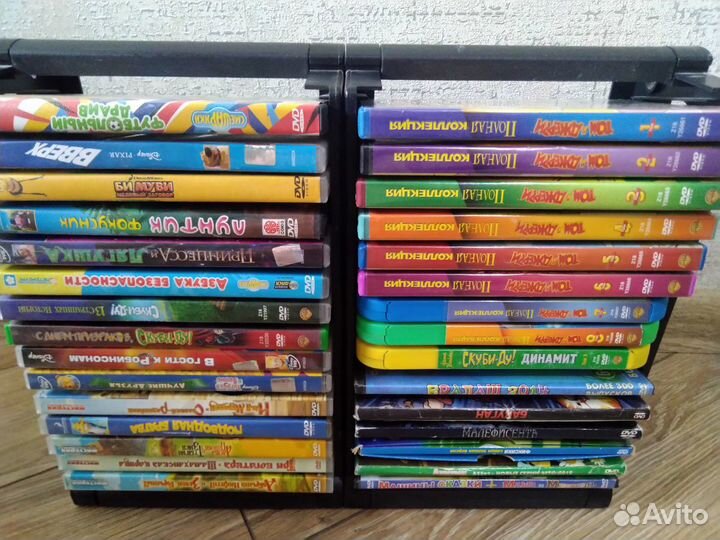 CD диски с фильмами и мультфильмами