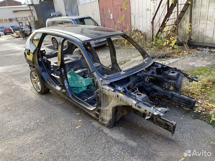 Кузов BMW X1 E84