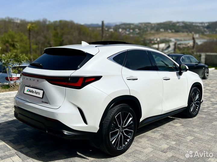 Lexus NX 2.5 AT, 2022, 21 000 км