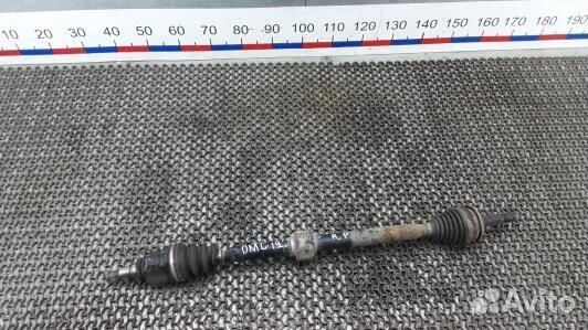 Привод передний правый toyota auris E150 (DML19N10