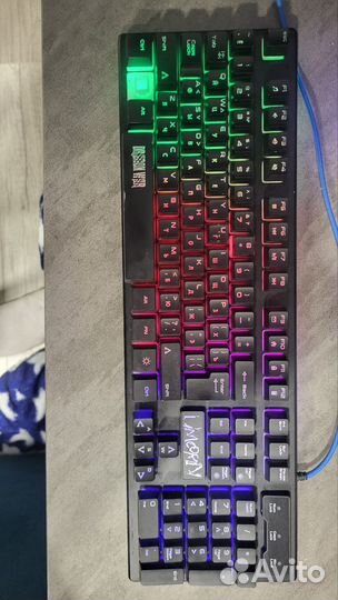 Игровая клавиатура с подсветкой