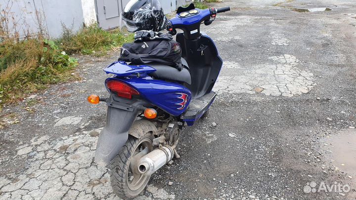 Скутер UMC 80cc