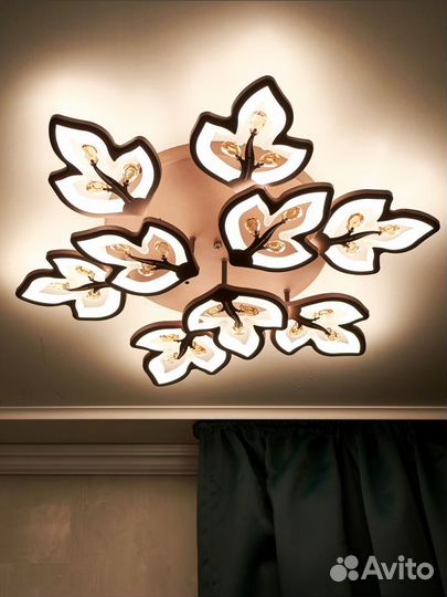 Люстра светодиодная потолочная 9 ламп