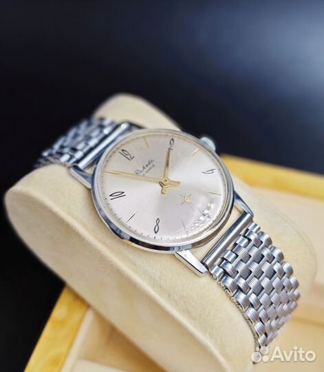 Часы Ракета 2603 костюмные 1970-е СССР