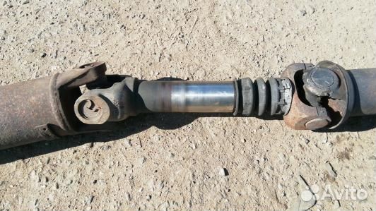 Карданный вал chevrolet tahoe GMT900 (1BA14K301)