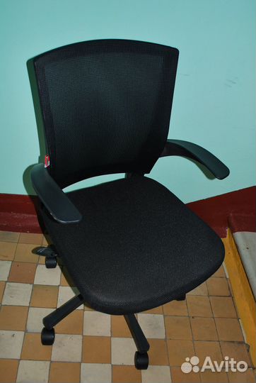 Кресло офисное Easy Chair черное