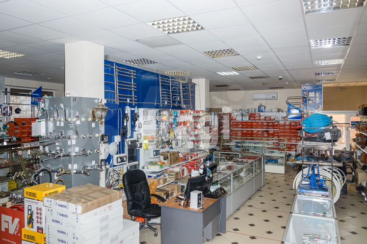 Продам офисное помещение, 910.6 м²