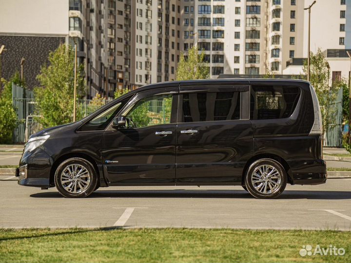 Nissan Serena 2.0 CVT, 2015, 132 000 км