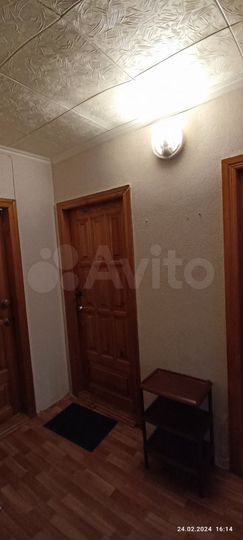 Комната 14,2 м² в 3-к., 2/5 эт.