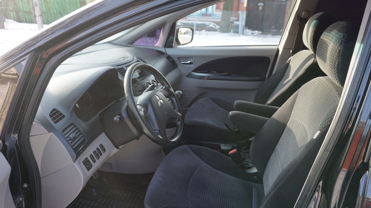 Mitsubishi Grandis: фото владельца