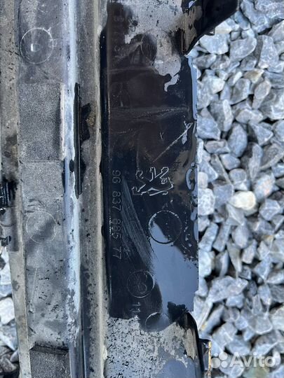 Решетка в бампер peugeot 308