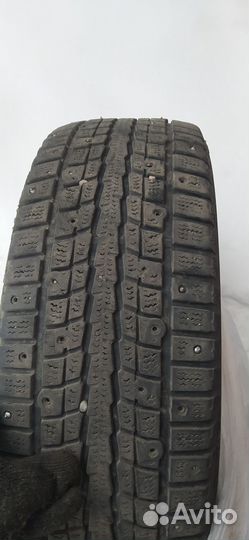 Dunlop SP Winter Ice 07 215/60 R16 95