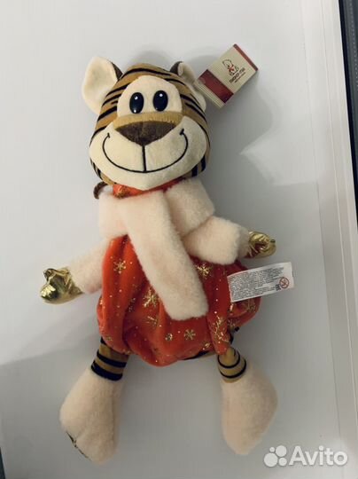 Новогодняя упаковка для сладкого подарка