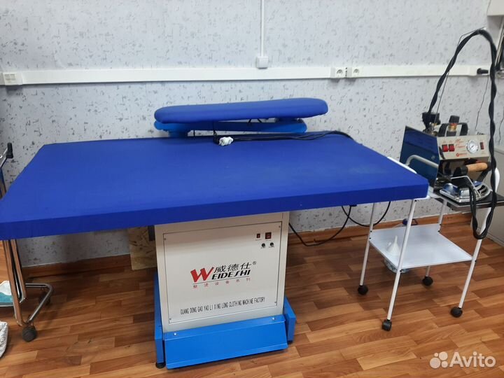 Утюжильный стол Weideshi SH-1501