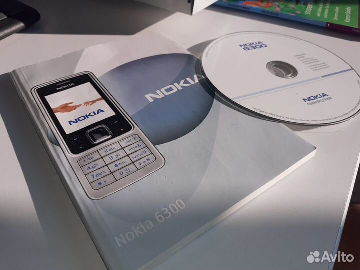 Коробка от телефона