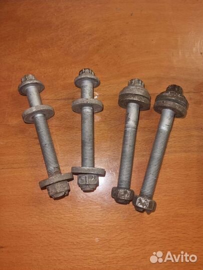 Сайлент блоки + болты передней подвески w 204