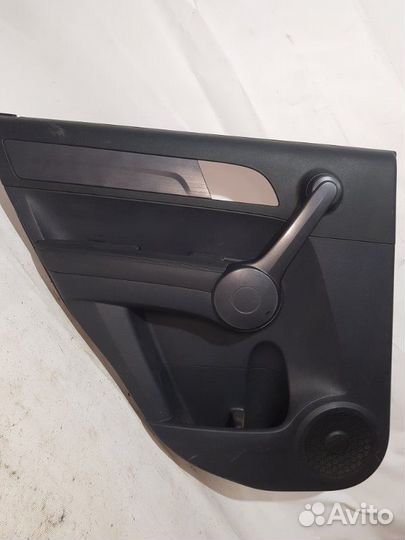 Обшивка двери задняя левая Honda Cr-V 2006-2012