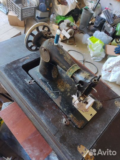 Швейная машинка