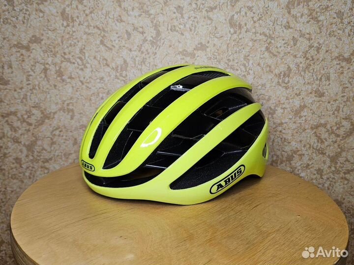 Велосипедный шлем Abus Airbreaker