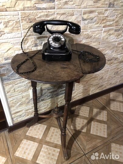 Старинный Телефон фирмы simens