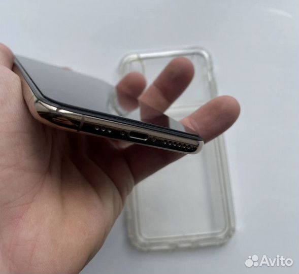 iPhone Xs, 64 ГБ