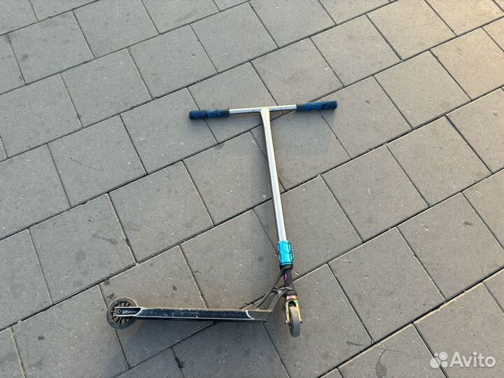 Трюковой самокат парк