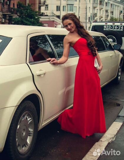 Вечернее платье в пол 44 размер