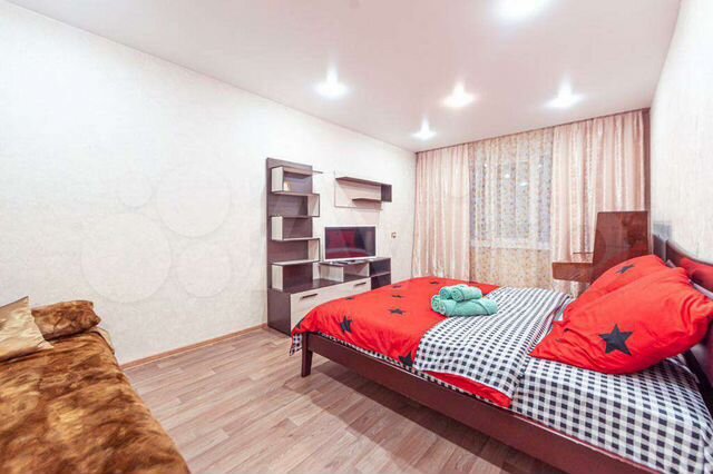 2-к. квартира, 42 м², 3/5 эт.