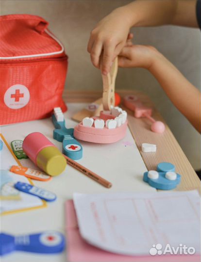 Набор доктора деревянный