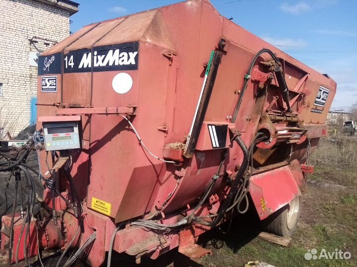 Кормораздатчик, 2010