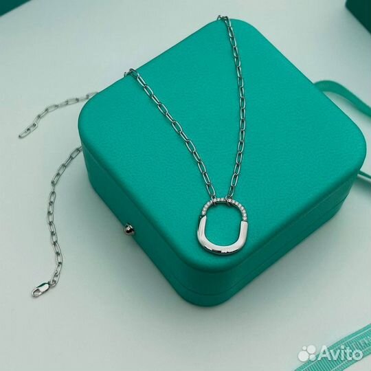 Золотая подвеска Tiffany & Co