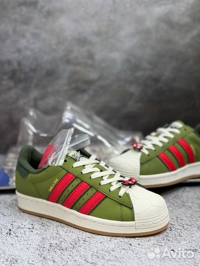 Adidas superstar shelltoe green