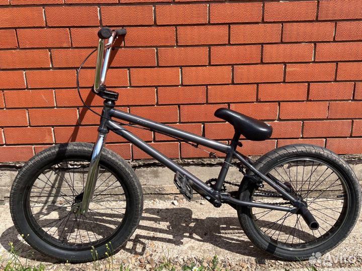 Mongoose legion L60 BMX