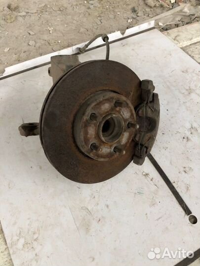 Диск тормозной передний правый Ford Focus 3 седан