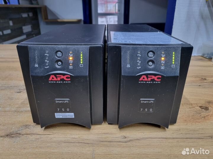 Ибп APC Smart-UPS 750VA