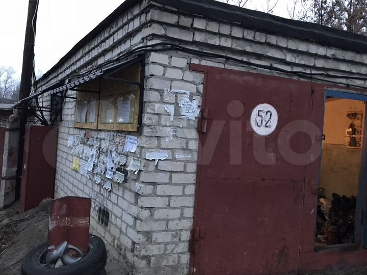 Гараж, > 30 м²